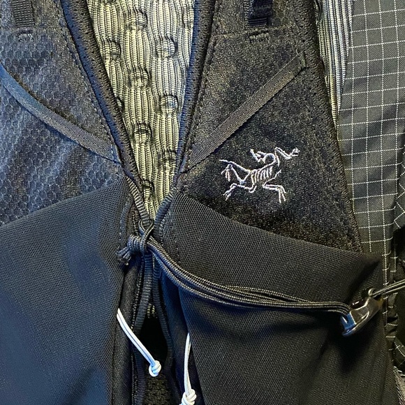 NWT Arcteryx Aerios 35 Backpack - Picture 5 of 8